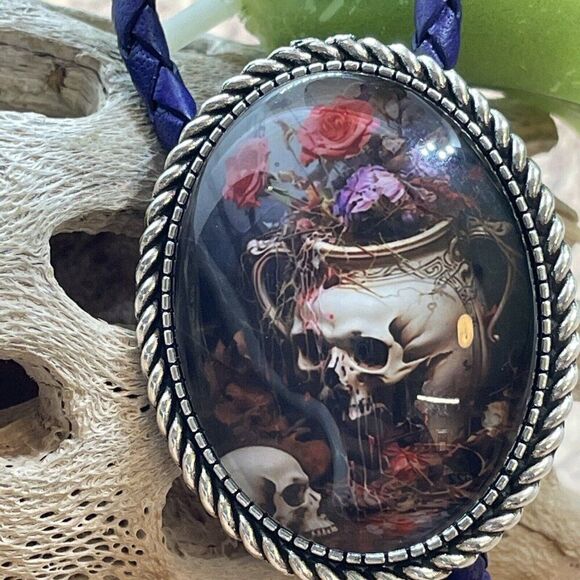 - Gothic Skull Rose Witch Leather Bolo Tie Lariat Necklace Wedding Purple Xmas - Picture 6 of 16